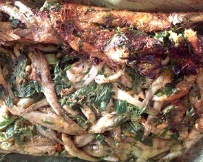 Cá bống suối nướng vùi ngon từ thịt ngọt từ xương