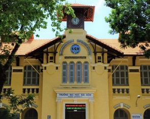 Điểm sàn Đại học Sài Gòn từ 16 đến 21