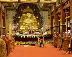 Đại lễ Phật đản 2021 gửi đi thông điệp chung tay đẩy lùi COVID-19