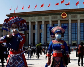 Trung Quốc khẳng định không có chuyện 'kinh tế tự cung tự cấp'