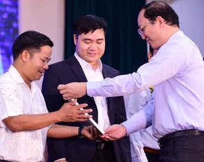 Phó bí thư Quận Đoàn Bình Thạnh giành giải nhất 'Tham mưu tốt - Dân vận khéo'