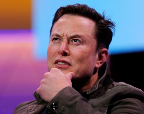 Người dùng Twitter bỏ phiếu yêu cầu tỉ phú Elon Musk từ chức