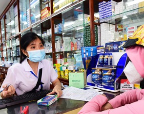 TP.HCM: Việc bán thuốc Molnupiravir vẫn đang đợi hướng dẫn của Bộ Y tế