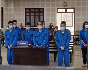 10 bị cáo tổ chức cho người Trung Quốc nhập cảnh trái phép nhận án tù