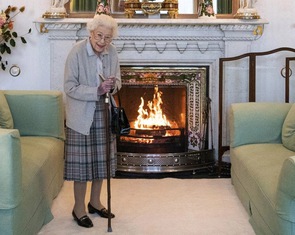 Nhiếp ảnh gia kể về bức ảnh cuối cùng của Nữ hoàng Elizabeth II