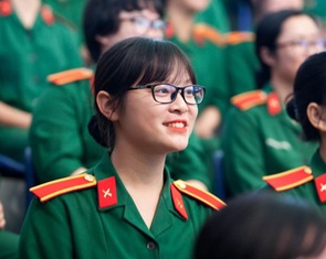 Thí sinh nữ đạt điểm gần tuyệt đối mới trúng tuyển Học viện Khoa học quân sự năm 2022