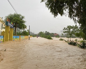 Mưa lũ lớn ở Hòa Bình, 1 người chết