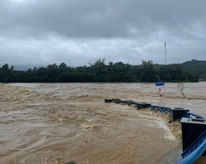 Mưa lũ miền Trung: Quảng Ngãi có nơi mưa đến 470mm, lũ rất phức tạp