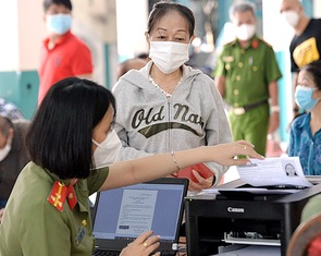 Đề xuất thu thập thông tin mống mắt vào căn cước công dân: Có nên bắt buộc?