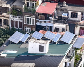 Điện mặt trời mái nhà nối lưới 0 đồng có vô lý?