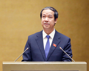 Bộ trưởng Nguyễn Kim Sơn lý giải vì sao giá sách giáo khoa mới cao hơn