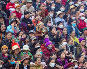 Hơn 50.000 người đến với Tây Yên Tử trong ngày đầu khai hội