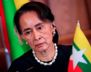 Myanmar giải tán Đảng NLD của bà Aung San Suu Kyi
