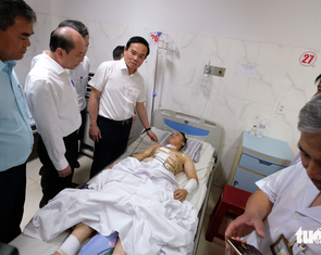 Một công an trong vụ tấn công ở Đắk Lắk được chuyển về Bệnh viện Chợ Rẫy điều trị