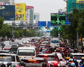 Đề xuất biện pháp giảm kẹt xe quanh sân bay Tân Sơn Nhất