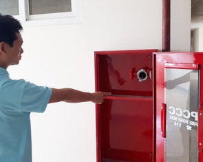 Nghệ An cấm sạc pin ô tô, xe máy trong tầng hầm chung cư