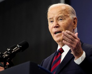 Tổng thống Biden nỗ lực cứu vãn di sản của mình trong bài phát biểu 40 phút