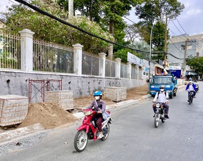 Nhà thầu Anh Vinh bị cấm làm đường Võ Văn Ngân khi mới được 50% dự án