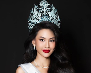 Hoa hậu Bùi Quỳnh Hoa bị buộc thôi học vì vi phạm quy chế