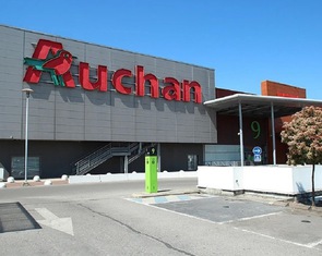 Tập đoàn bán lẻ Auchan SA của Pháp bán các tài sản tại Nga