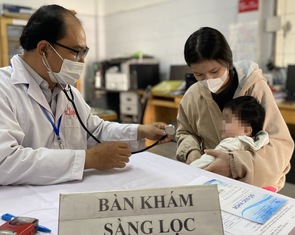 TP.HCM nhận 13.000 liều vắc xin 5 trong 1, sẵn sàng tiêm cho trẻ