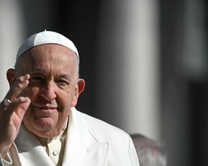 Lại nhắc về chiến sự Ukraine, Giáo hoàng kêu gọi đàm phán