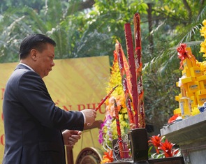 Bí thư Hà Nội dâng hương tưởng niệm Tổng bí thư Trần Phú dịp 120 năm ngày sinh