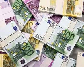 Châu Âu đặt giới hạn thanh toán bằng tiền mặt nhằm chống rửa tiền