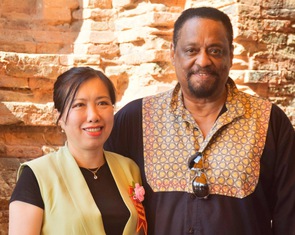 Huyền thoại nhạc Jazz Chico Freeman ấn tượng khi dự khai hội Tháp Bà Ponagar Nha Trang