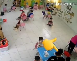 TP.HCM: Tạm đình chỉ cô giáo mầm non trong video đánh trẻ trong giờ ăn