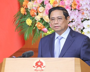 Thủ tướng kêu gọi doanh nghiệp Trung Quốc đầu tư vào kinh tế xanh, kinh tế số