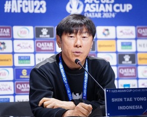 HLV Shin Tae Yong: Các cầu thủ đã kiệt sức