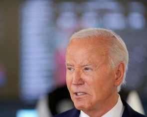 Ông Biden xuất hiện giữa tin Đảng Dân chủ muốn bầu cử nội bộ