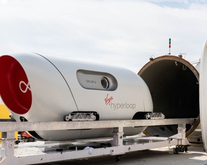 Siêu di chuyển với hyperloop