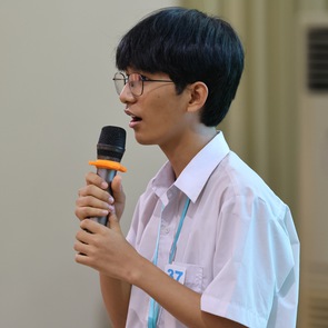 Học bổng Vì tương lai Việt Nam 2024: Nghị lực của cậu học trò trường làng