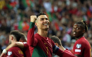 Ronaldo rực sáng giúp Bồ Đào Nha lấy vé dự Euro 2024