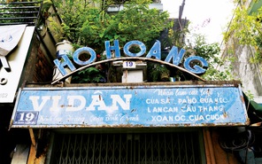 Có một Sài Gòn thật dễ thương qua bảng hiệu!
