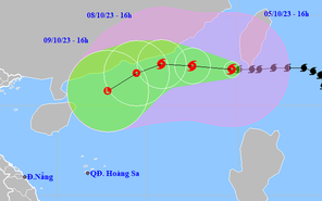 Tâm bão số 4 ở bắc Biển Đông, mạnh cấp 12, giật cấp 15