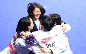 Karate mang về huy chương vàng thứ 3 cho Việt Nam tại Asiad 19