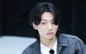 Trước khi nhập ngũ, Jungkook (BTS) đã có loạt thành tích ấn tượng như thế nào?