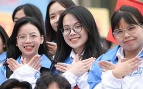 Sinh viên Việt Nam: Giàu khát vọng để kiến tạo tương lai