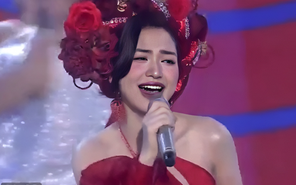 Hòa Minzy hóa “Thị Màu” trên sân khấu Vietnam Idol