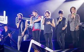 Những khoảnh khắc đáng nhớ của nhóm nhạc One Direction