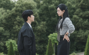 Rating Queen of tears tăng mạnh sau ồn ào tình cảm của Kim Soo Hyun