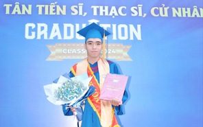 Thủ khoa ngành văn học Trường đại học Sư phạm TP.HCM: học song ngành vì muốn 'văn võ song toàn'