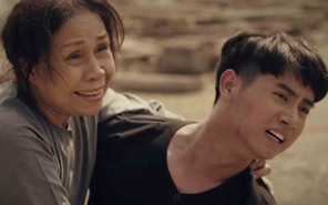 Rơi nước mắt với MV về mẹ đầy nước mắt của Khưu Huy Vũ