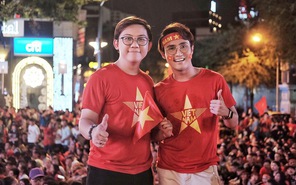 Muôn kiểu sao Việt ăn mừng chiến thắng của U22 Việt Nam