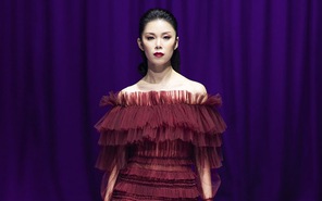 Hoa hậu Hoàn vũ Ryio Mori làm vedette trong BST Cục Im Lặng by Menard x Nguyễn Công Trí