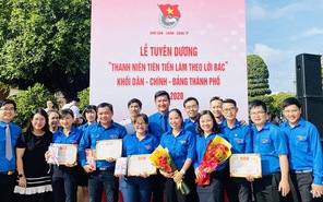 Đoàn Khối Dân - Chính - Đảng TP.HCM tuyên dương điển hình làm theo lời Bác