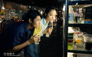 Cặp đôi “Sài Gòn trong cơn mưa” gợi ý giới trẻ check-in khắp Sài Gòn